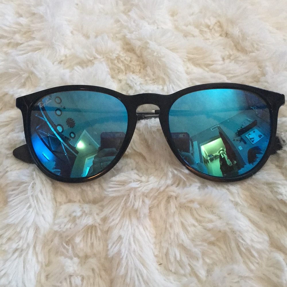 New authentic ray-ban sunglasses with blue lenses.